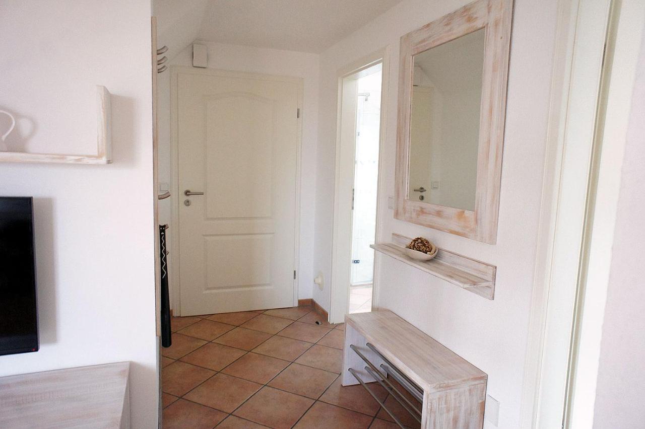 Haus Wyden Apartamento Utersum Exterior foto