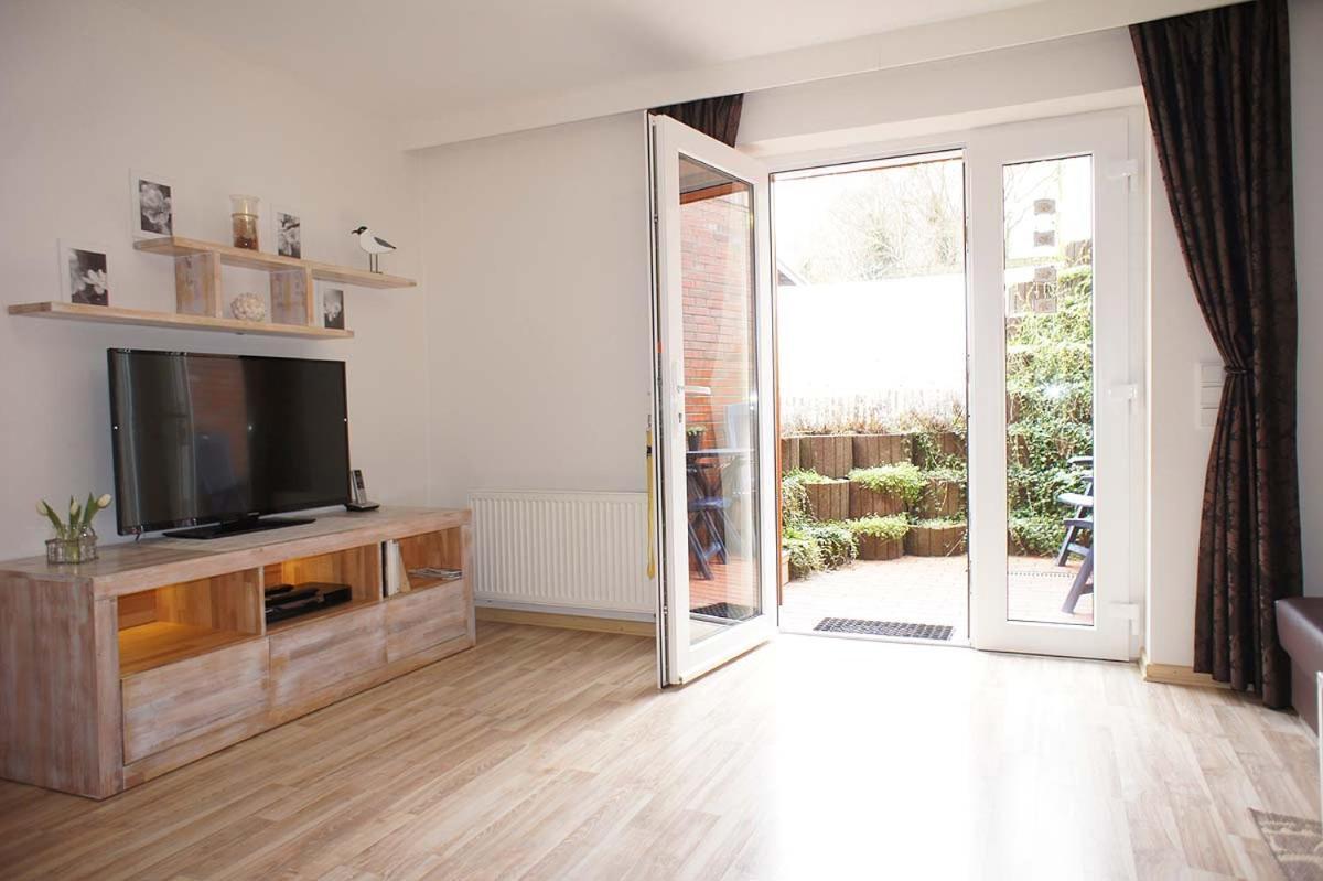 Haus Wyden Apartamento Utersum Exterior foto