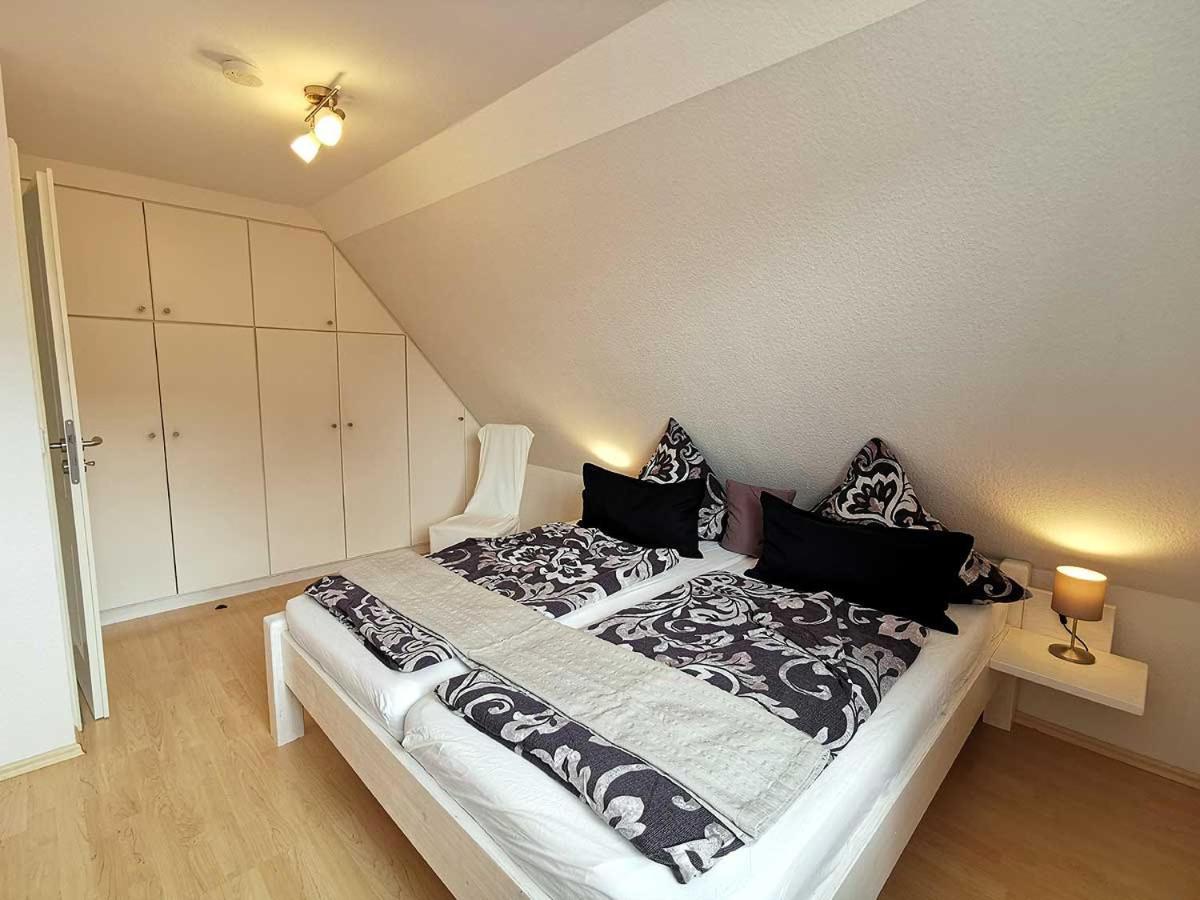 Haus Wyden Apartamento Utersum Exterior foto
